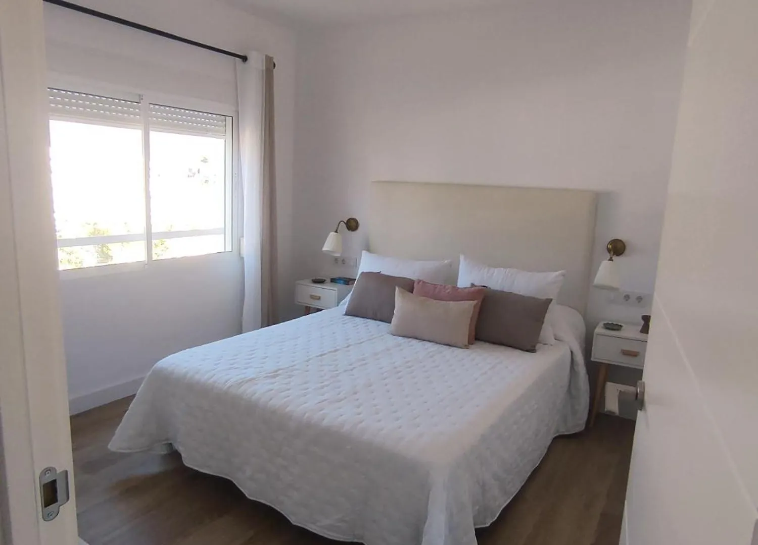 Apartment Apartamento Lunamar Nerja Seaviews & Communal Pool