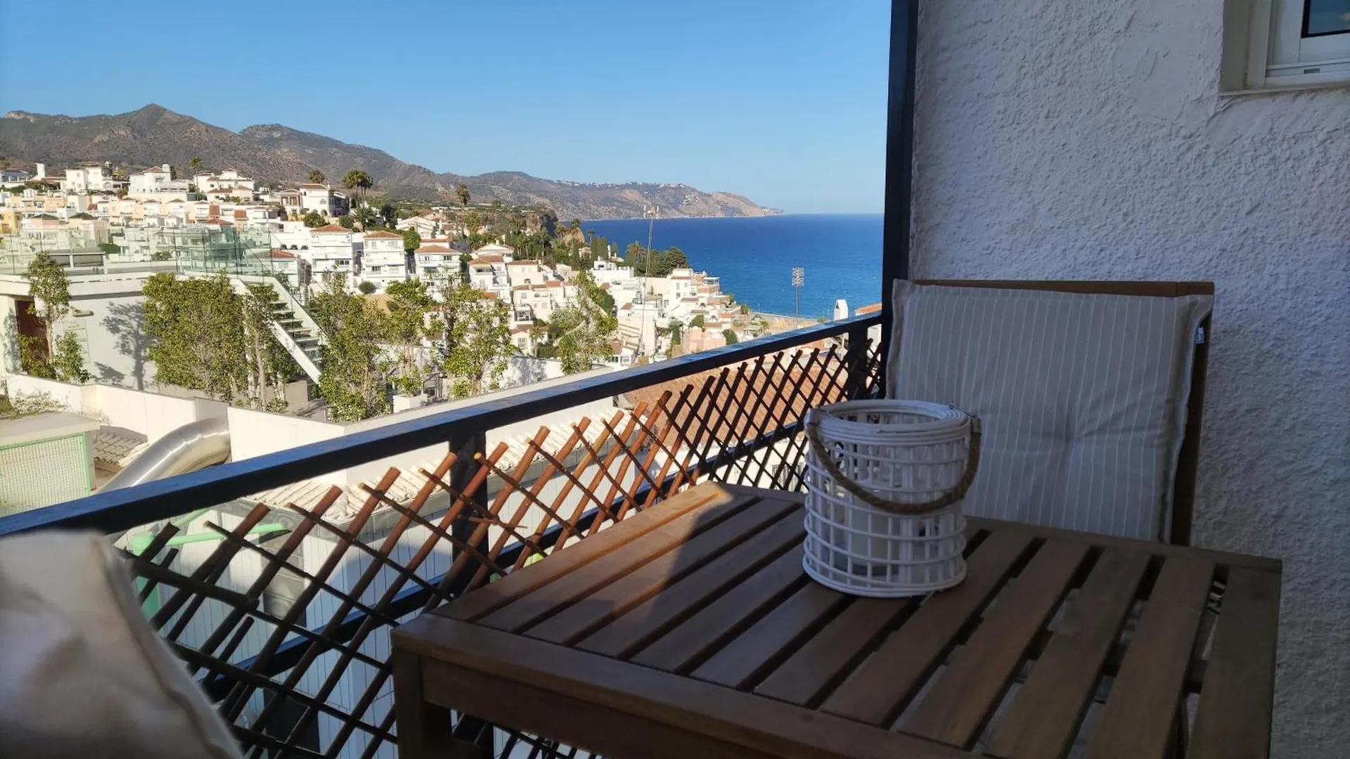 Apartamento Lunamar Nerja Seaviews & Communal Pool Apartment